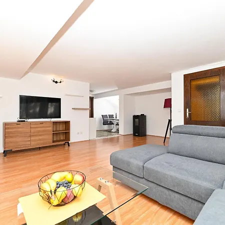 Apartament By The Sea Mastrinka, Ciovo - 23959 *